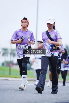 Runner Photo 2562480