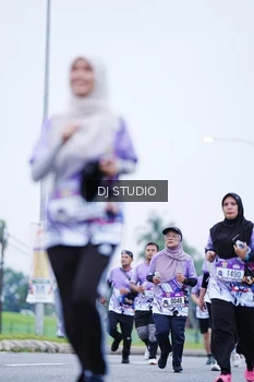 Runner Photo 2562787