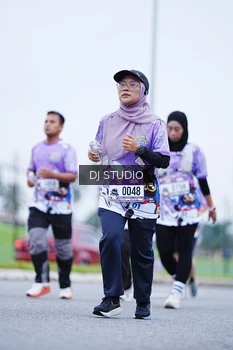 Runner Photo 2562864