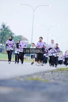Runner Photo 2562914