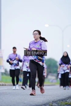 Runner Photo 2563166