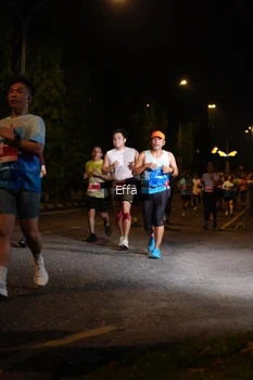Runner Photo 2566525