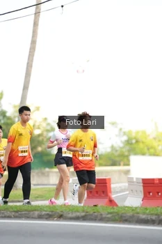 Runner Photo 2566591