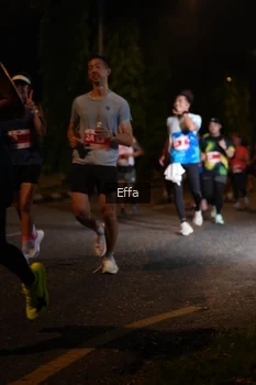 Runner Photo 2567579