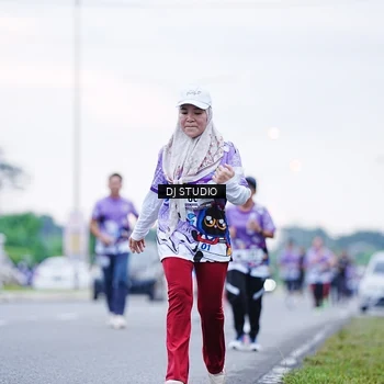 Runner Photo 2567812