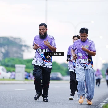 Runner Photo 2568630