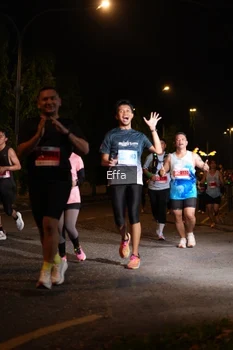 Runner Photo 2568640