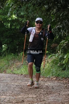 Runner Photo 2570040