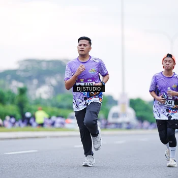 Runner Photo 2570059