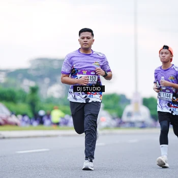Runner Photo 2570190