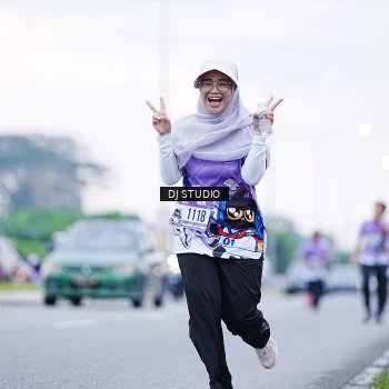 Runner Photo 2570413