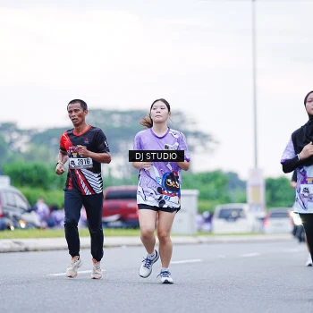 Runner Photo 2570704