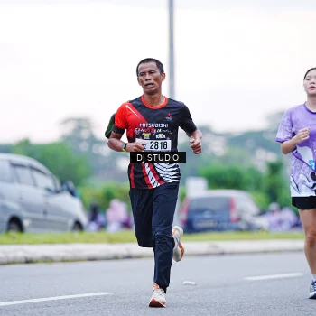 Runner Photo 2570720