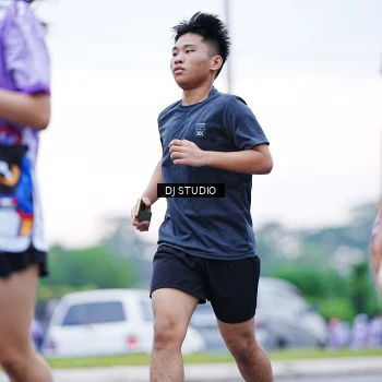 Runner Photo 2570840