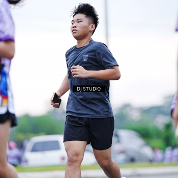 Runner Photo 2570844