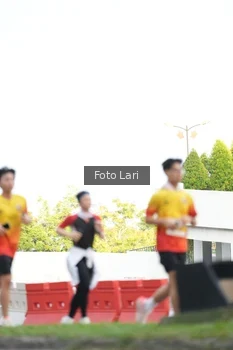 Runner Photo 2571334