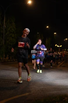 Runner Photo 2571354