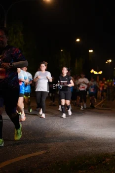 Runner Photo 2571439