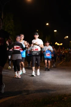 Runner Photo 2571579