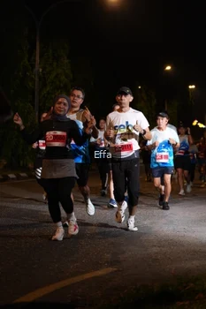 Runner Photo 2571595