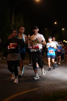 Runner Photo 2571624