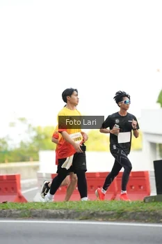 Runner Photo 2573110