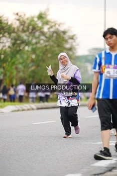 Runner Photo 2576458