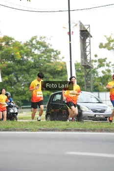 Runner Photo 2592411