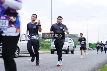 Runner Photo 2595478
