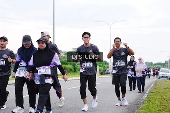 Runner Photo 2596128