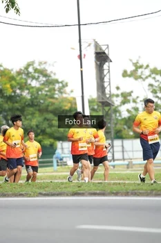 Runner Photo 2596575
