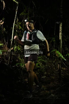 Runner Photo 2600022