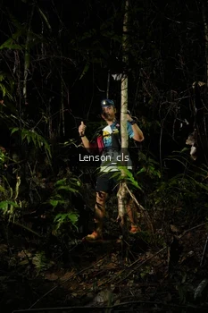 Runner Photo 2600096