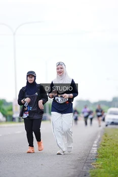Runner Photo 2606589