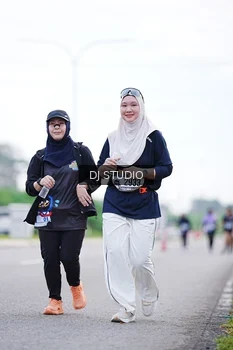 Runner Photo 2606619