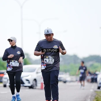 Runner Photo 2619104