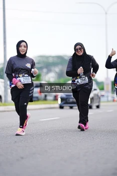 Runner Photo 2619575