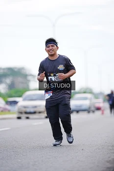 Runner Photo 2619654