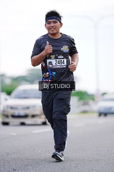 Runner Photo 2619682