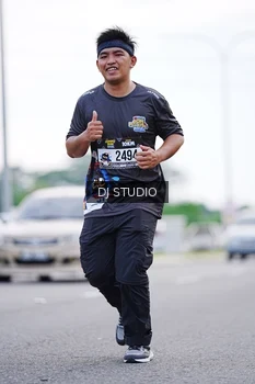 Runner Photo 2619686