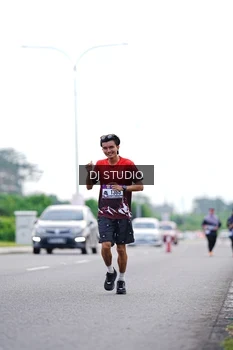 Runner Photo 2620397