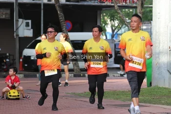 Runner Photo 2648996