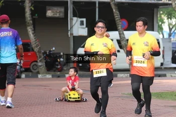 Runner Photo 2648997