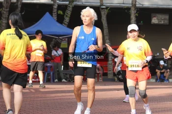 Runner Photo 2649141