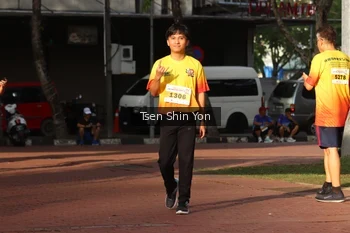 Runner Photo 2649155