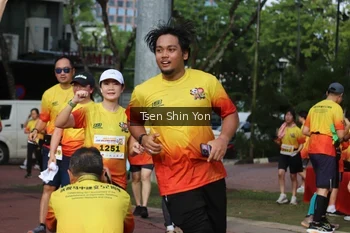 Runner Photo 2649415