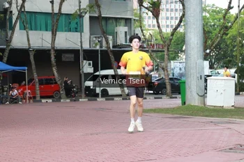 Runner Photo 2650009