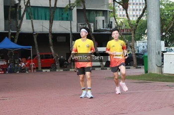 Runner Photo 2650016