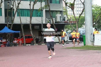 Runner Photo 2650043