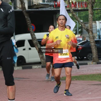 Runner Photo 2650256